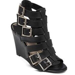 Vince camuto strapped black leather wedges